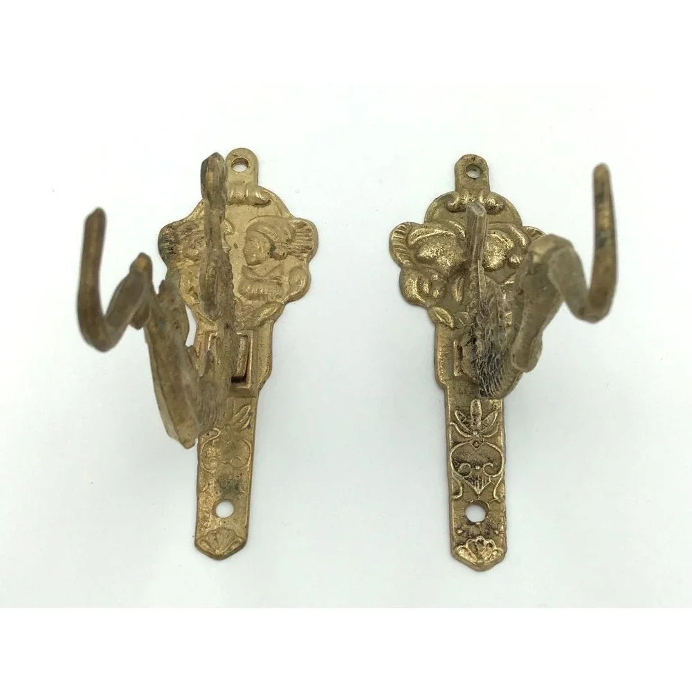 VTG Brass Dragon Sea Creature Wall Hooks Ornate Nautical Decor Set of 2 Coastal